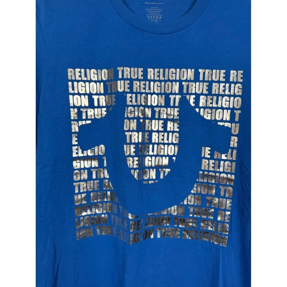 True Religion Men's Blue Script Logo T Shirt‎ Size Medium NWT